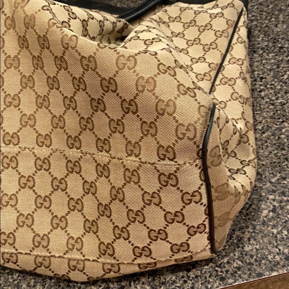 Gucci tote - Picture 6 of 9